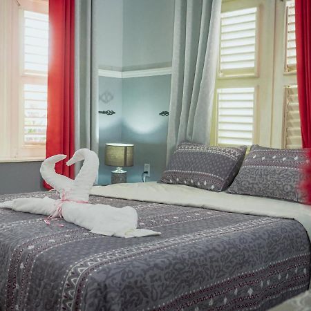 The Time Apartments Curacao Willemstad Exteriör bild