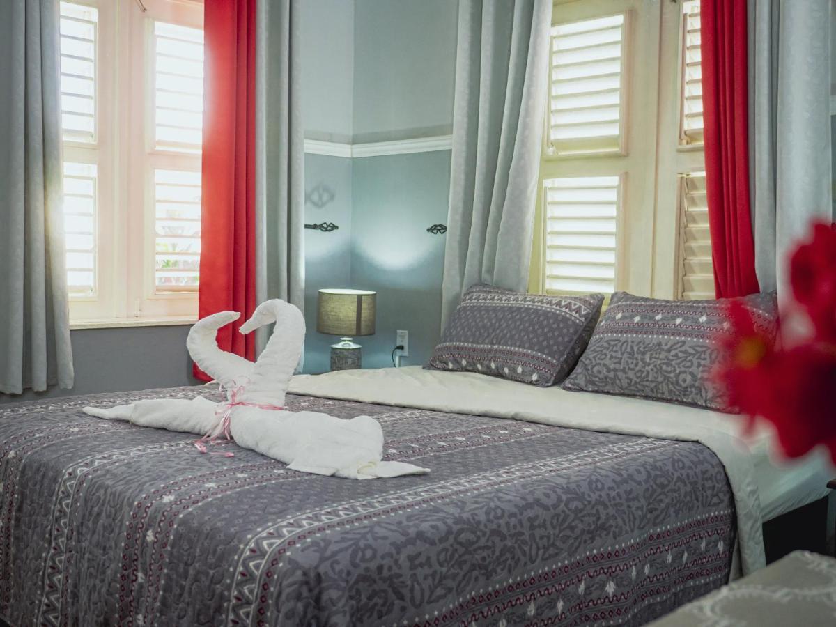 The Time Apartments Curacao Willemstad Exteriör bild